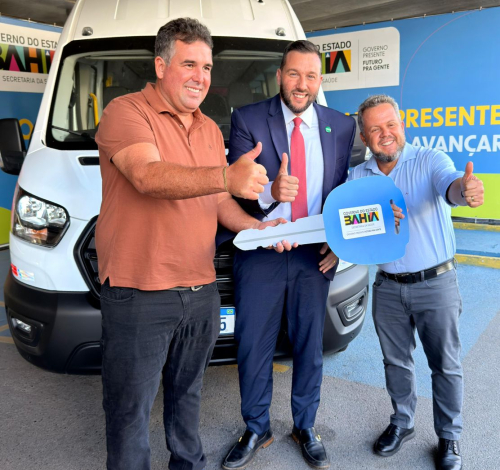 Em apenas um mês, Valença recebe a segunda van 0km para transporte de pacientes fora do município