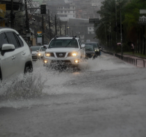 Chuvas intensas colocam Sul e Baixo Sul da Bahia em alerta, aponta Inmet