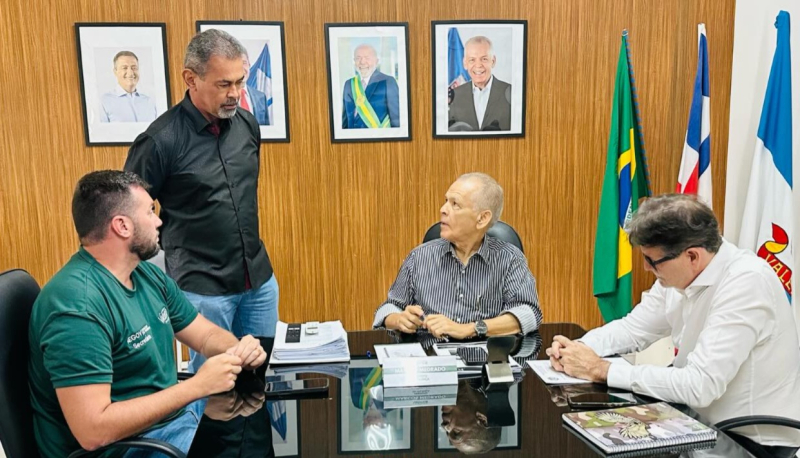 Jânio Bastos ganha destaque na gestão financeira e reforça transformação em Valença ao lado de Marcos Medrado