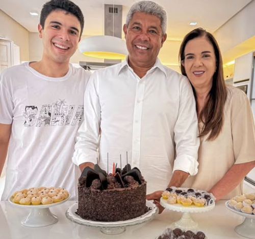 BAHIA CELEBRA O ANIVERSÁRIO DO GOVERNADOR JERÔNIMO RODRIGUES COM HOMENAGENS DO BAIXO SUL