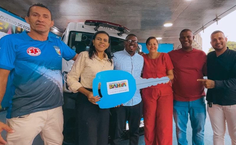 Célilica Mendes comemora chegada de nova ambulância para reforçar saúde em Igrapiúna
