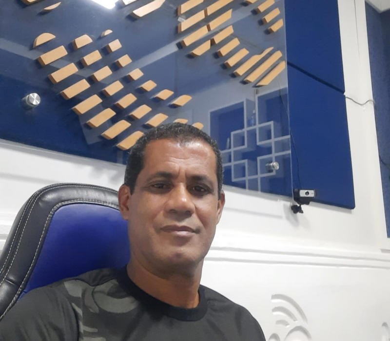 Ituberá celebra o aniversário do radialista Souza Grapiúna, referência na comunicação do Baixo Sul