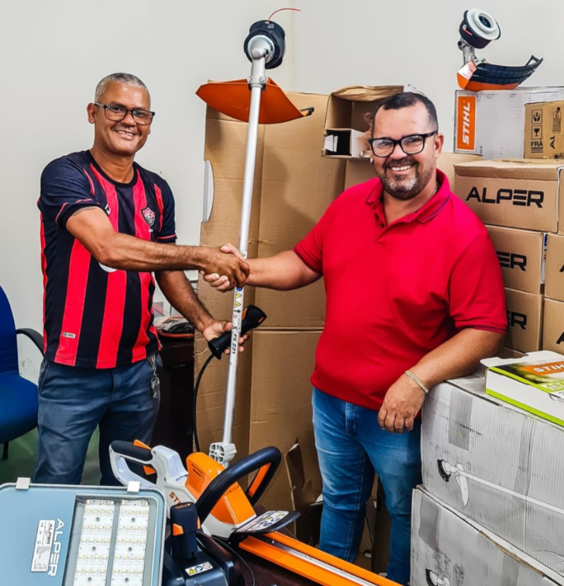 Nilo Peçanha reforça infraestrutura com novos equipamentos e amplia iluminação pública em LED