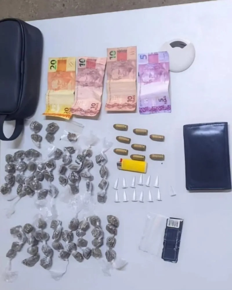 Drogas e munições são apreendidas pela PM após denúncia de tráfico em Ituberá