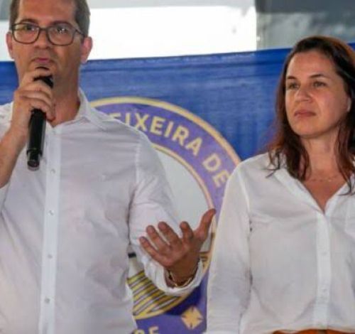 Servidores denunciam pressão por apoio à esposa do prefeito em Teixeira de Freitas