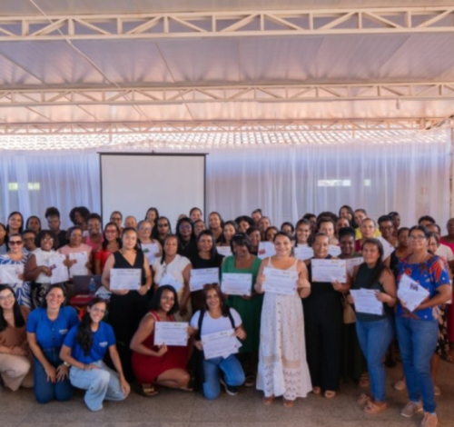 Prefeitura de Igrapiúna realiza formação para manipuladoras de alimentos da rede municipal de ensino