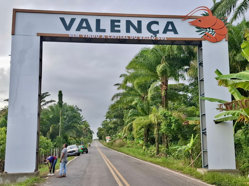 Prefeitura de Valença instala novo portal de entrada na comunidade da Graciosa e anuncia terceira estrutura no Entroncamento