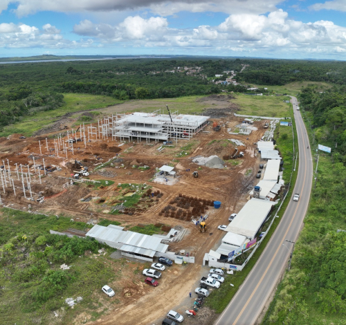 Obras do Hospital e Maternidade Regional da Costa do Dendê avançam em Valença
