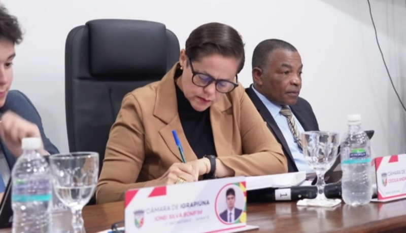 Câmara de Igrapiúna aprova indicação para proibir fogos com estampido e debate saúde pública em sessão ordinária