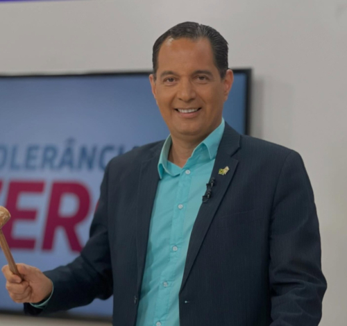 CLÁUDIO LUIZ: DO RÁDIO À TELEVISÃO, COMUNICADOR LANÇA PRÉ-CANDIDATURA A DEPUTADO FEDERAL EM SERGIPE