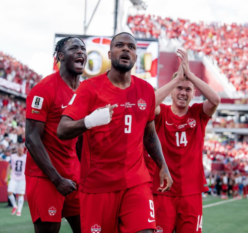 Canadá goleia Catar, conquista primeira vitória em Copas e assume liderança do grupo