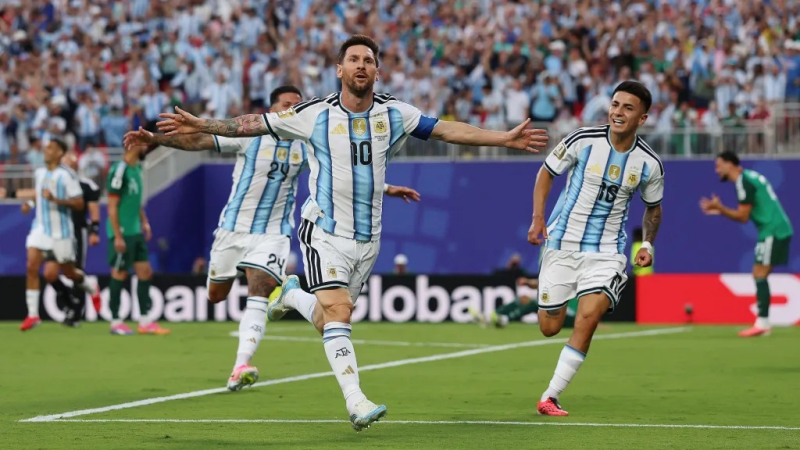 Messi marca três vezes, Argentina estreia com vitória na Copa do Mundo de 2026