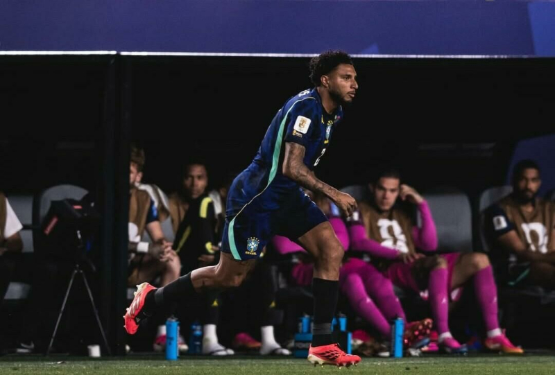 Campo-grandense Éderson estreia em Copa do Mundo e ajuda Brasil a conquistar primeira vitória no Mundial