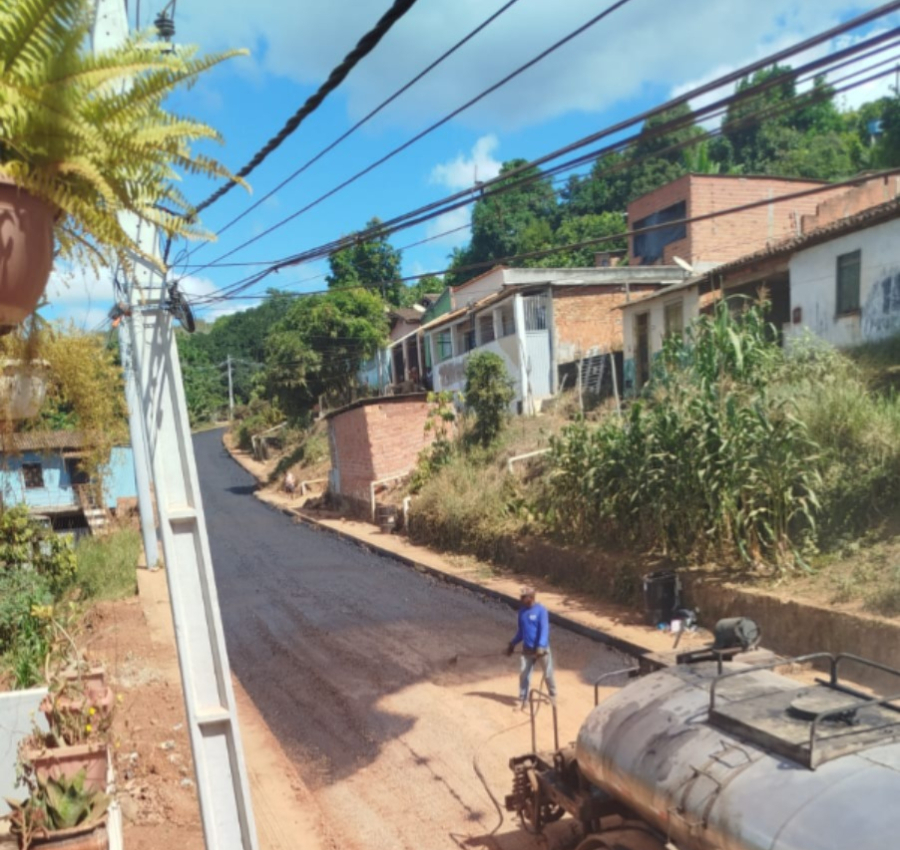 Depois de anos de espera, obras de asfaltamento começam em trecho da BA-250 que liga Ituberá ao Alto da Bela Vista